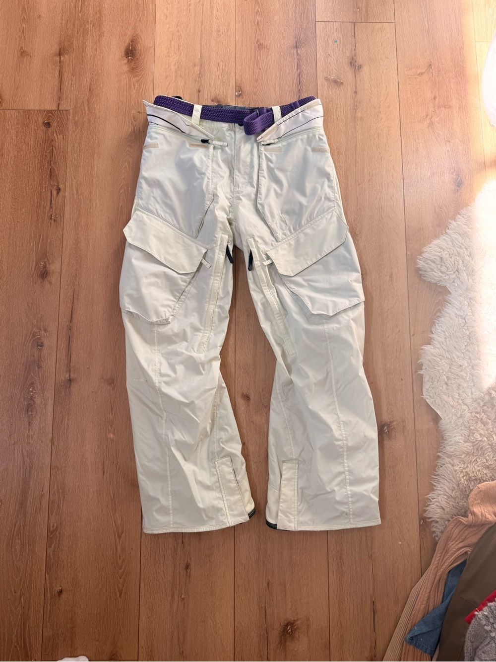 Men's Lightweight Cargo Snow Pants in light mint